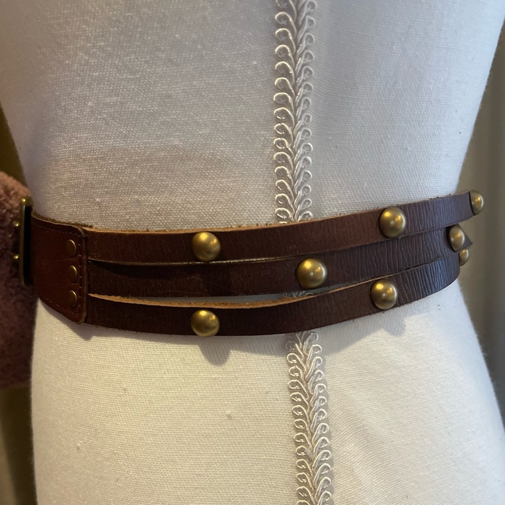 Brown women’s leather belt w/ gold studs